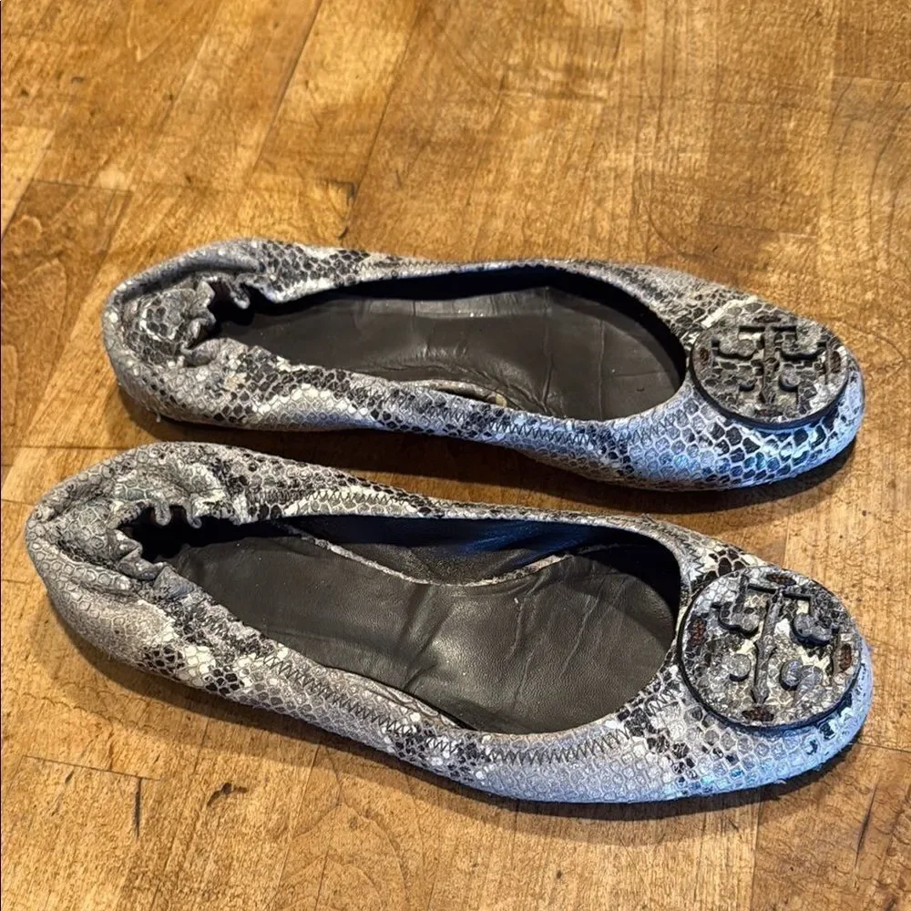 Tory Burch Silver and Black Flats with Metallic Accents
